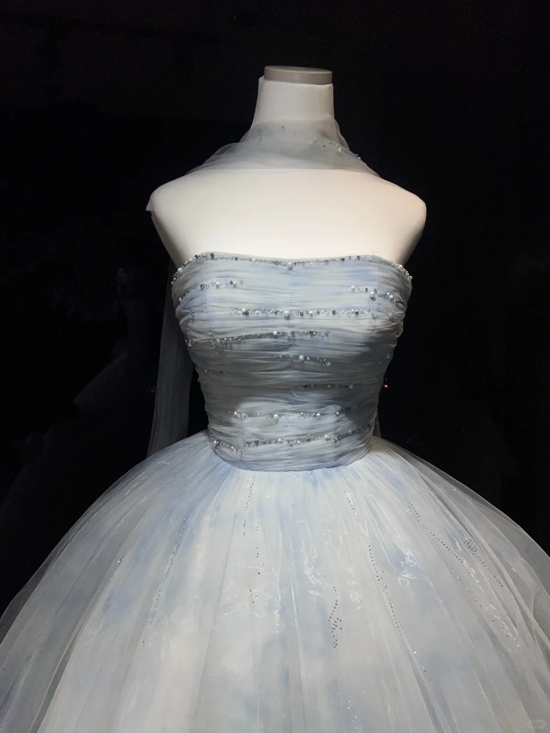 Dusty Blue Cloud Tulle Long Evening Gown Strapless Puffy Ball Gown Prom Dress with Cape NV7077