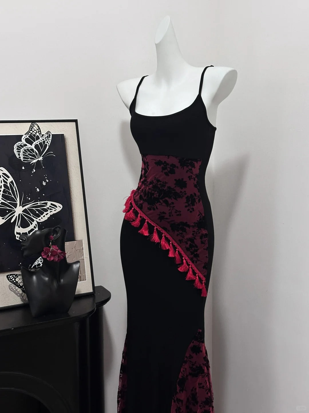 Red Black Vintage Elegant Exquisite Tassel Floral Long satin Ball Gown Evening Gown Birthday Party Dress Prom Gown nv4051