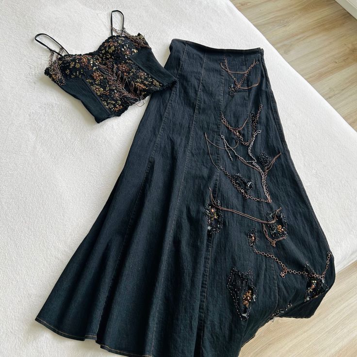 NiceVestidos - Robe deux-pièces noire exquise ornée de perles NV5966