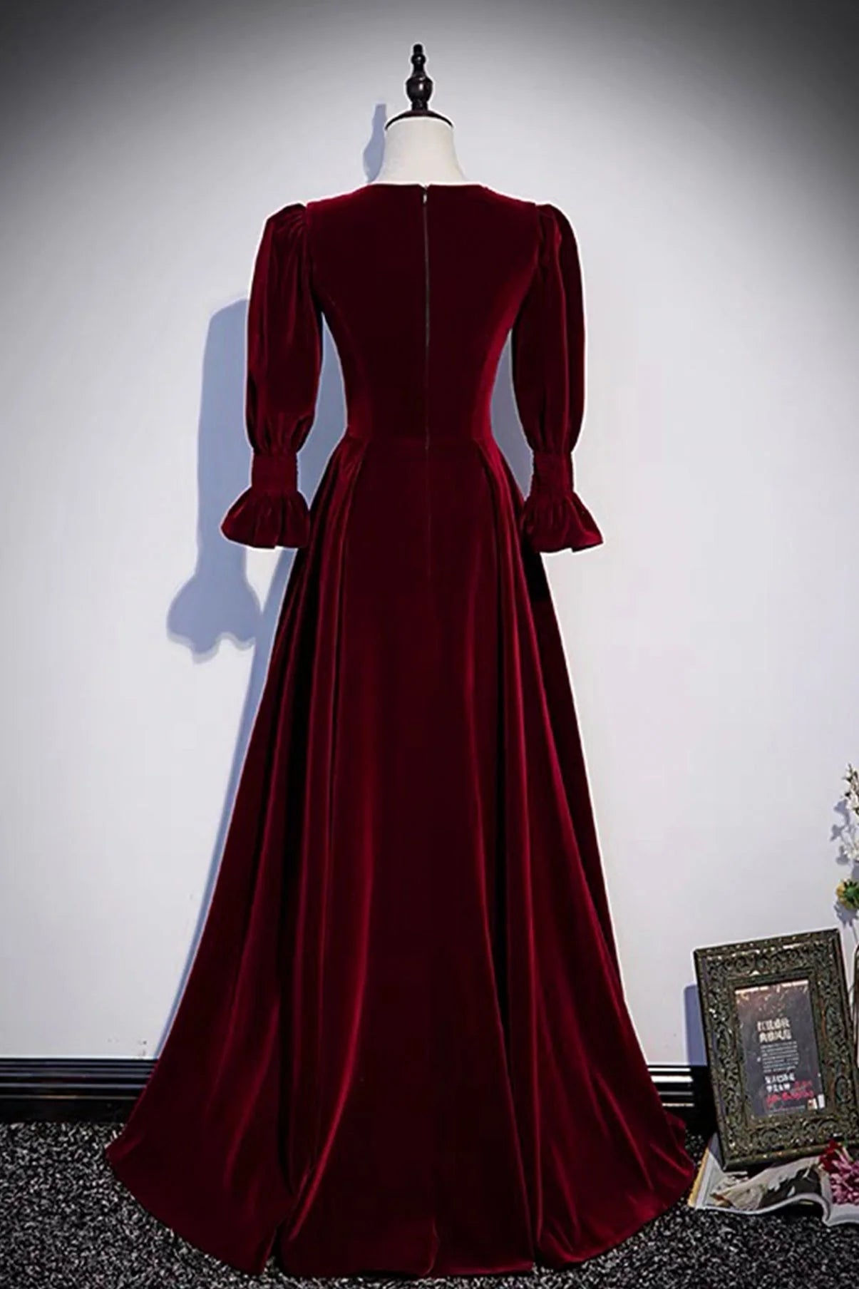 Burgundy Velvet A-line Long Sleeve Evening Gown Ball Gown nv2183