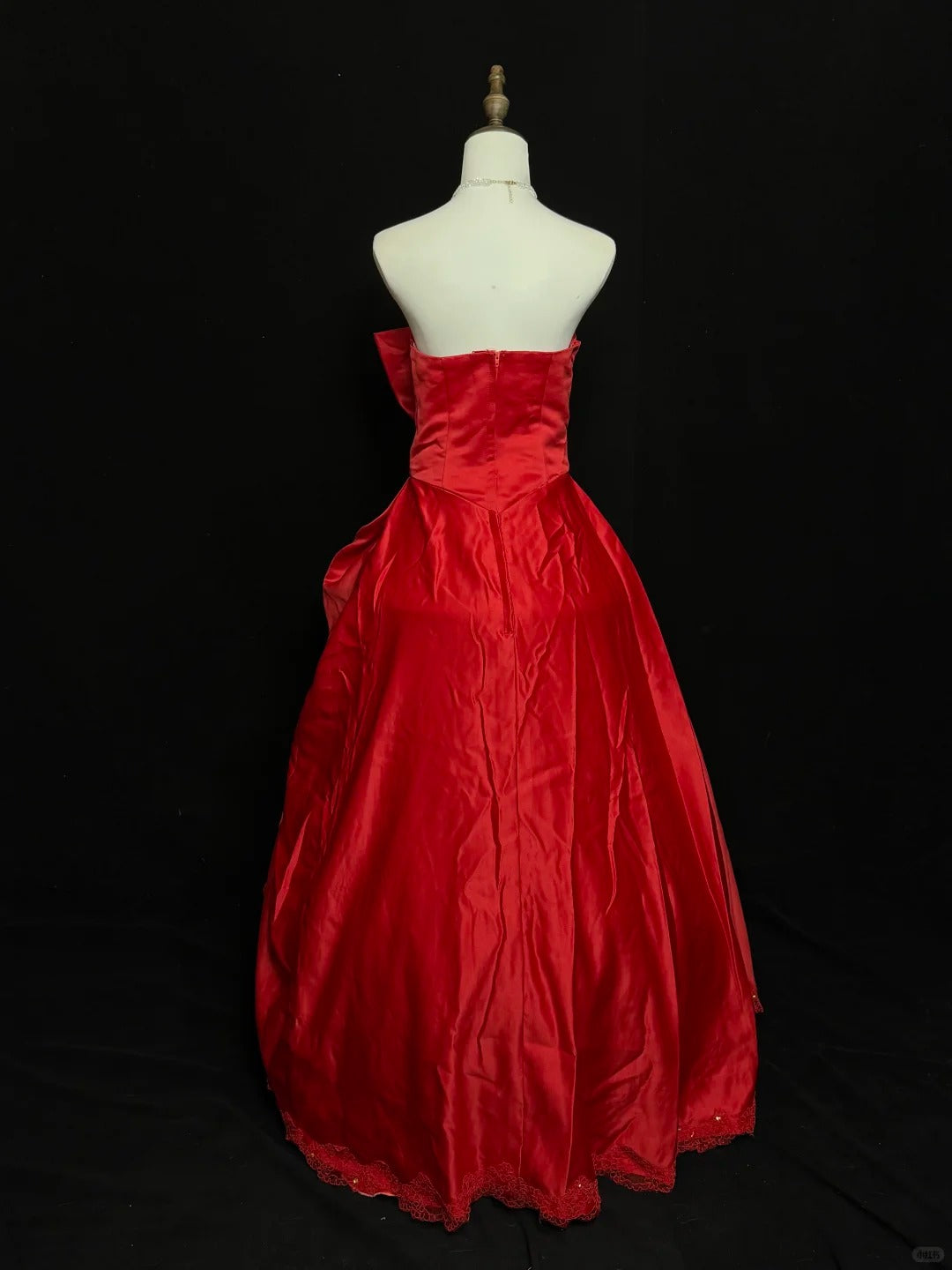 Red and gold exquisite beaded satin floor-length vintage long ball gown nv5148