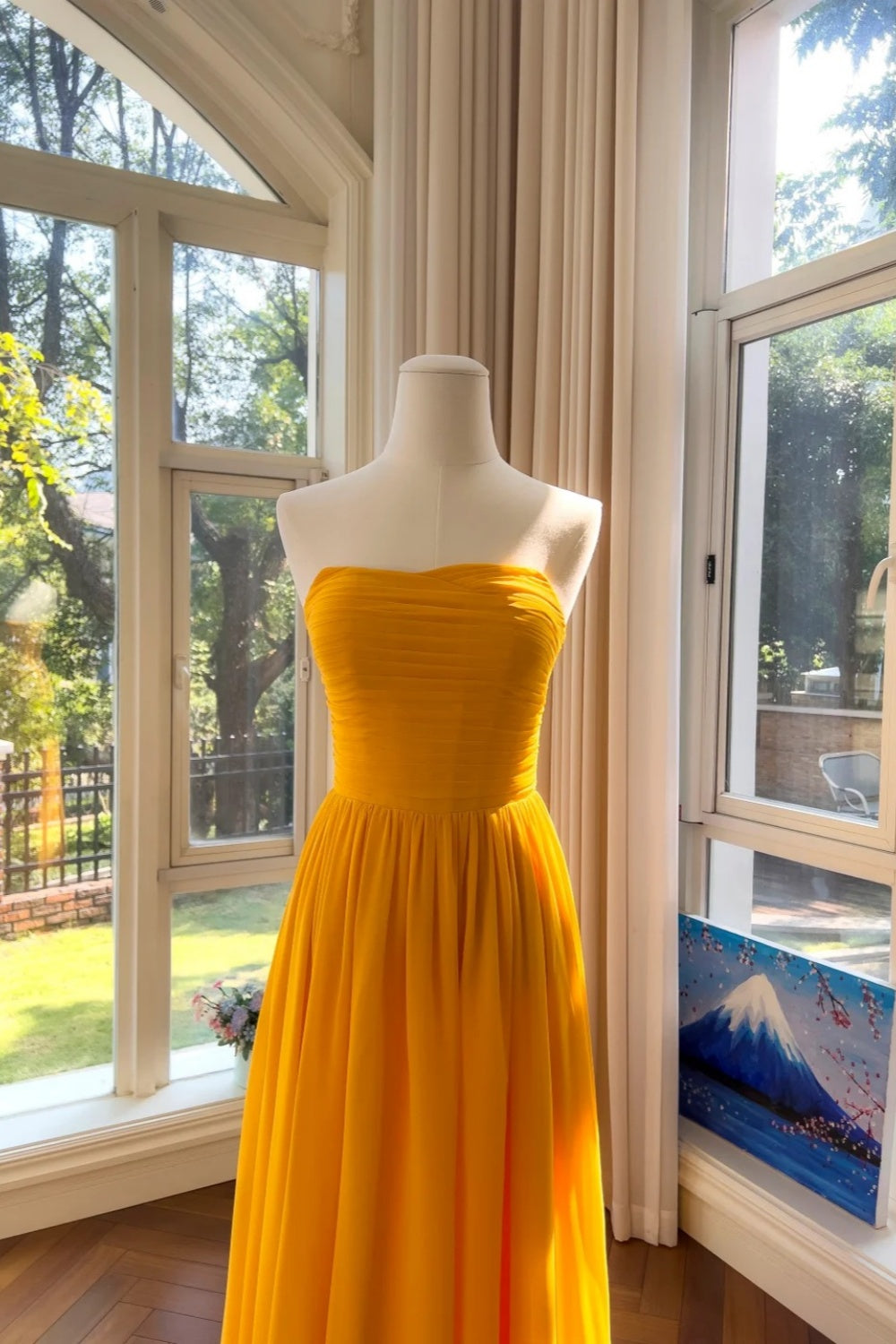 NiceVestidos-_VBright Yellow Strapless Ruched Chiffon Long Elegant Evening Dress NV5916