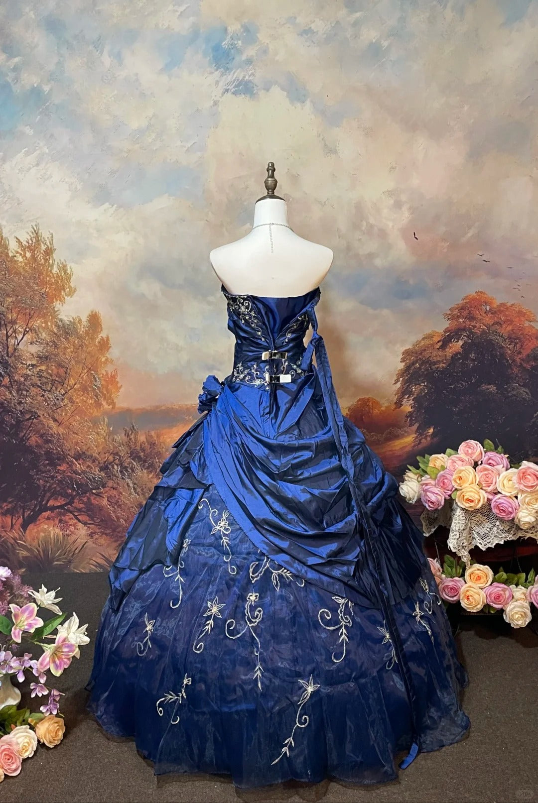 Navy blue exquisite beaded satin floor-length vintage long ball gown nv5151