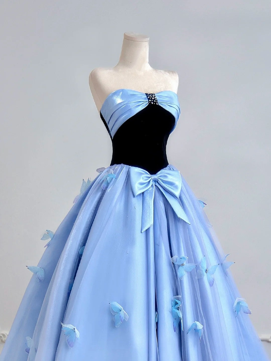 Blue bow long satin ball gown evening dress Quinceanera Dresses nv4942