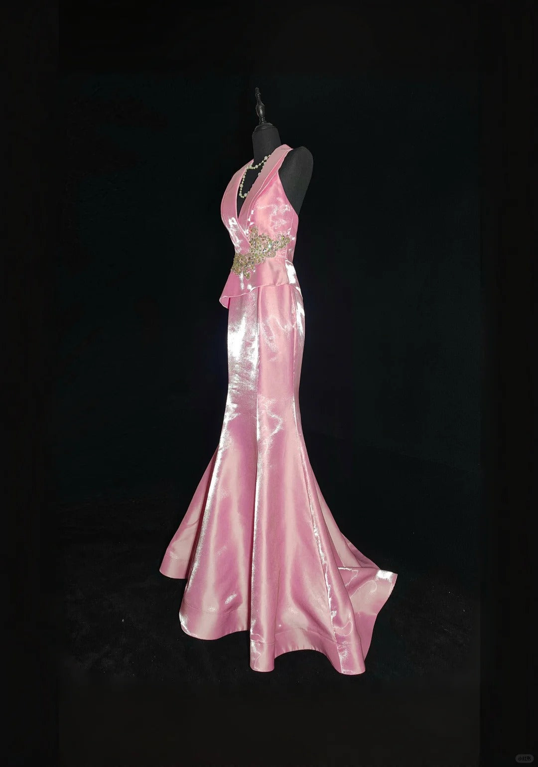 Pink Elegant Fashion Exquisite Beading Long Satin Mermaid Slim Floor Length Train Ball Gown Evening Dress Prom Dress nv3870