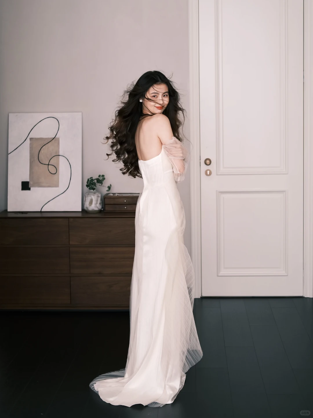 Strapless Satin Minimalist Wedding Dress, Ivory Bridal Gown with Tulle Sleeves NV7281