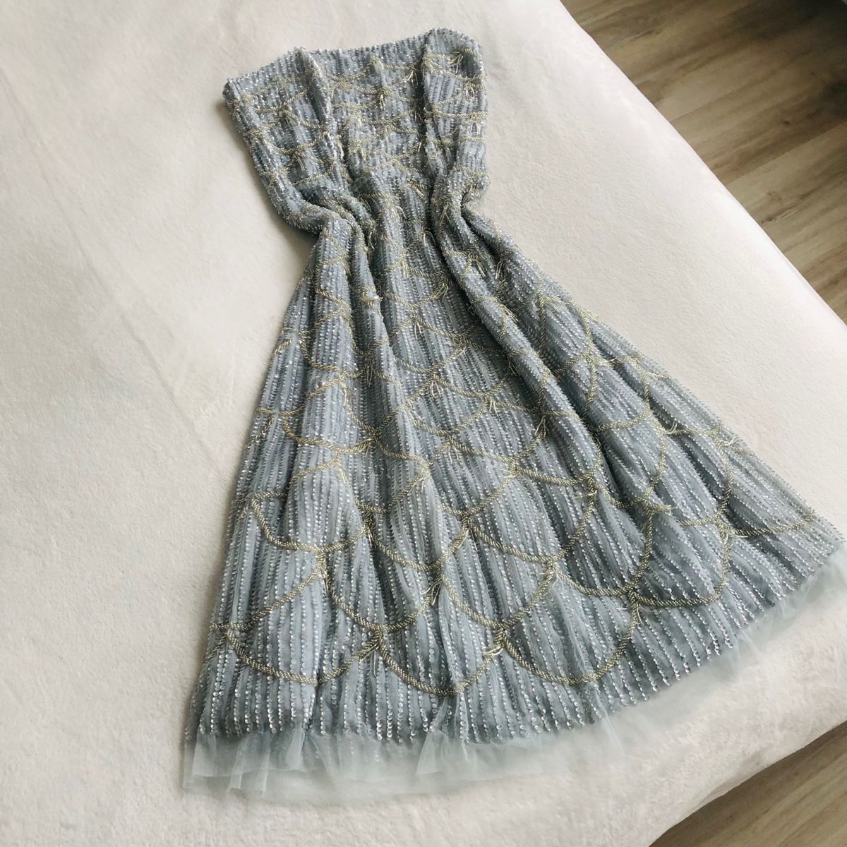 NiceVestidos--Strapless Sequin Beaded Tulle Midi Dress | Luxury Evening Gown for Formal Parties & Galas  NV5899