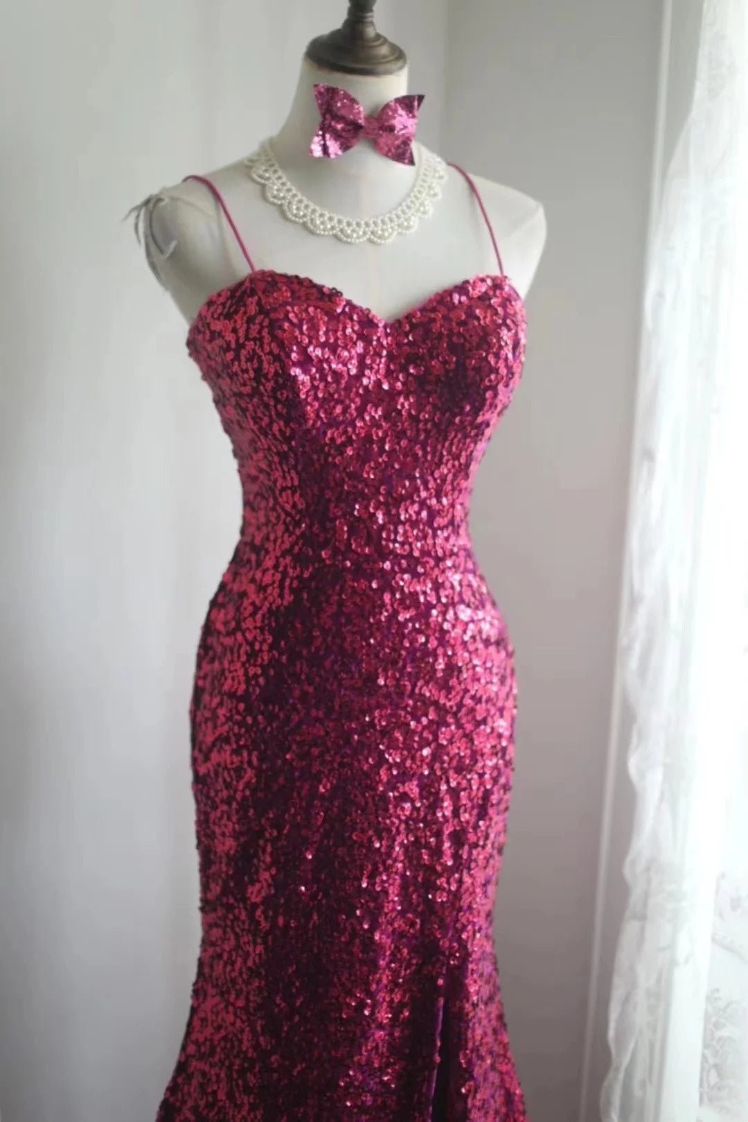 Robe longue moulante rose à paillettes NV6583