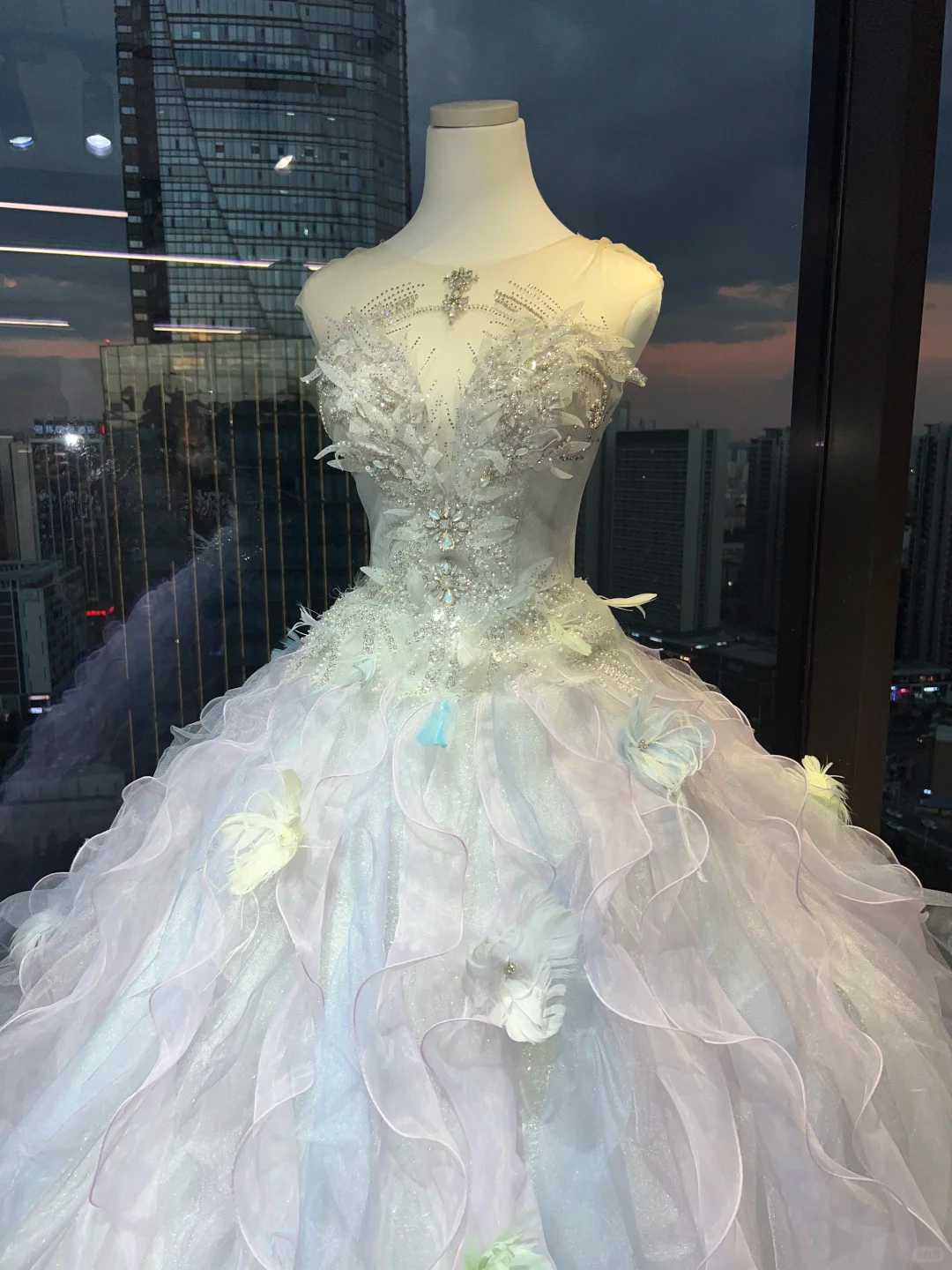 Strapless Lavender Ombre Tulle Ball Gown Detachable Ruffle Sleeve 3D Floral Fairy Prom Dress NV7000