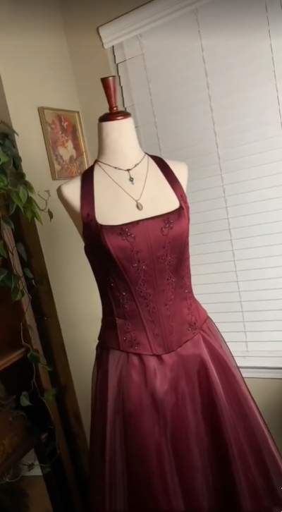 Burgundy red vintage elegant shiny beaded long tulle ball gown evening dress party dress nv2608