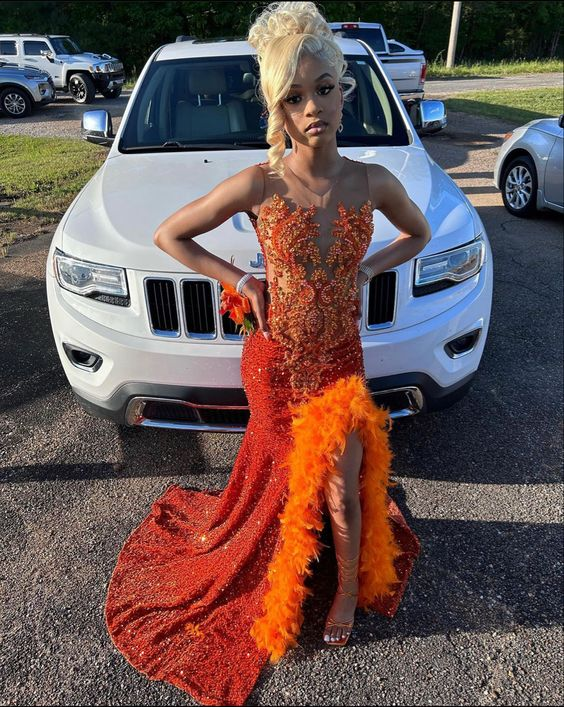 Robe de soirée fourreau perlée avec fente en paillettes brillantes orange nv1121