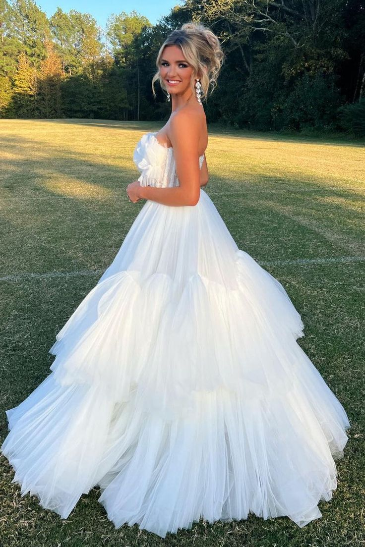 Ball Gown Sweetheart White Tulle Long Prom Dresses nv1274