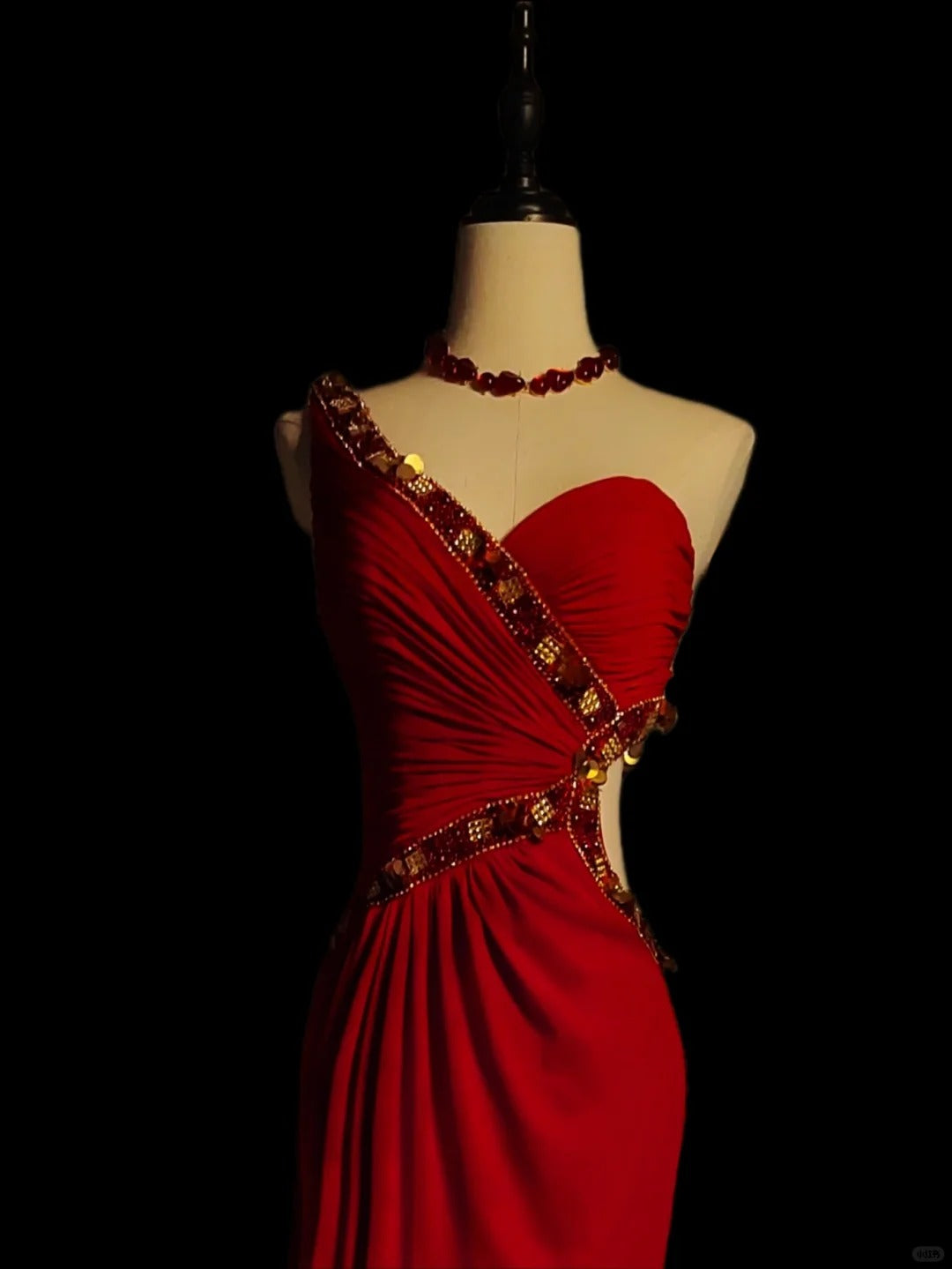 Red Gorgeous Retro Fashion Elegant Exquisite Beaded Waistless Long Satin Floor-Length Trailing Prom Dress Evening Dress Prom Dress nv3942