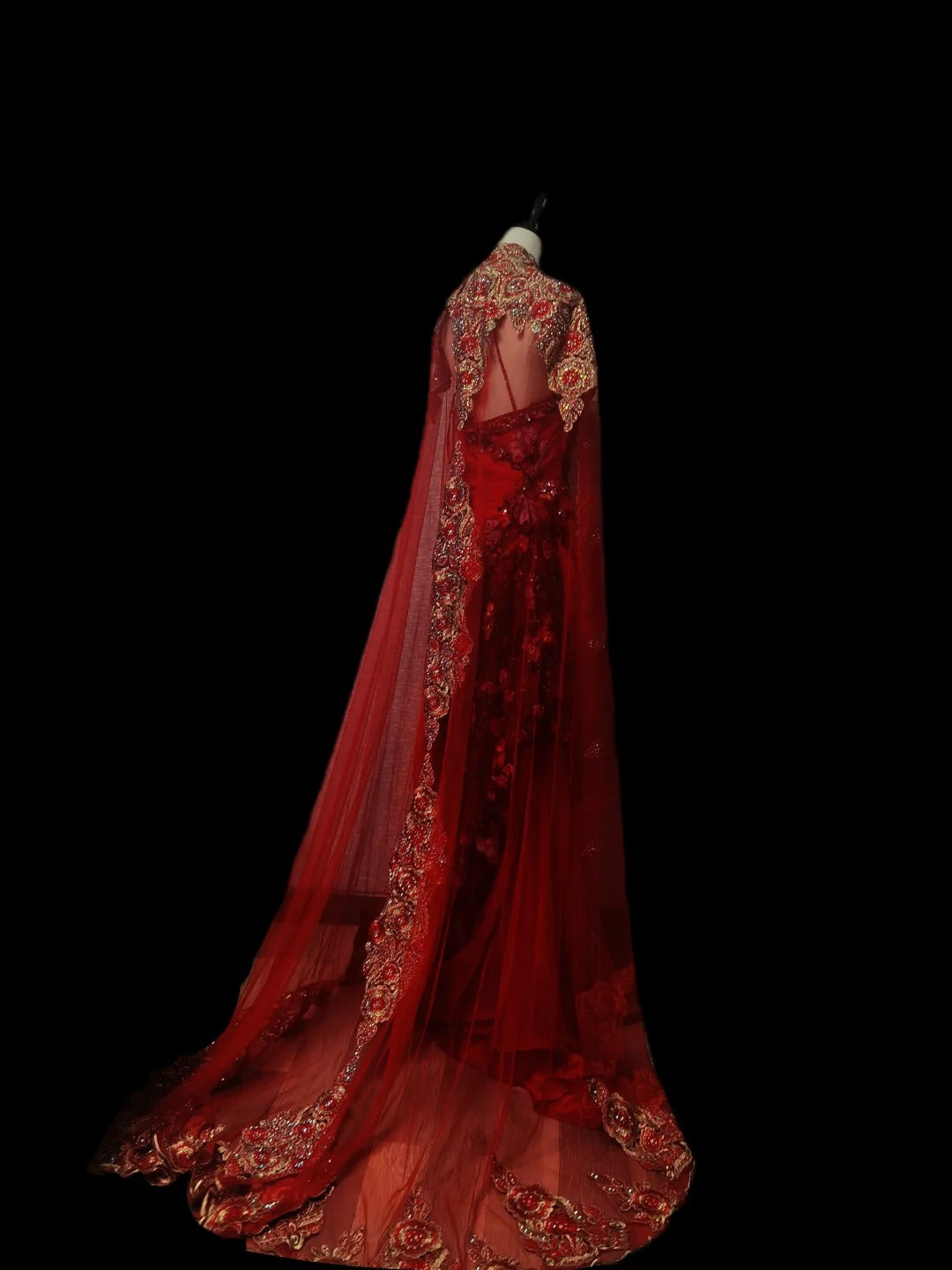 Red luxury gorgeous elegant exquisite gemstone floral beading long satin tulle floor length trailing ball gown evening dress party dress prom dress with cape nv3918