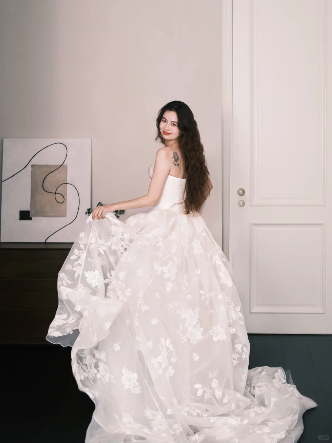 Sweetheart Strapless Boned Tulle Wedding Dress with 3D Flower Appliques NV7373