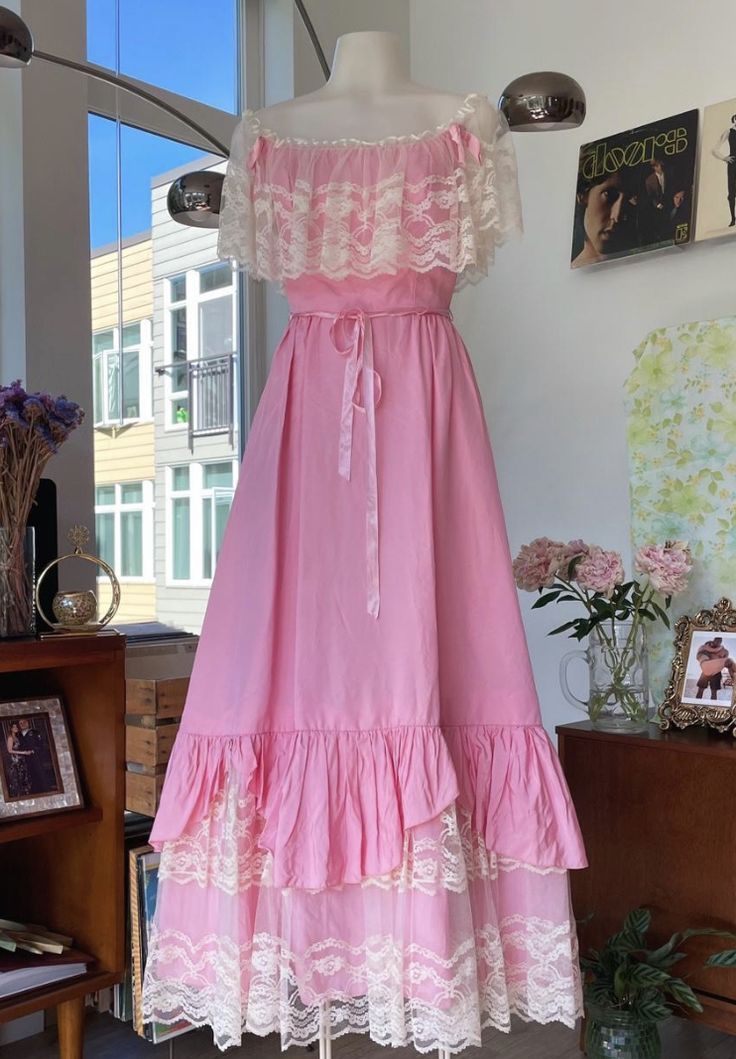 Rosa süße und elegante A-Linie mit Rüschen lange Spitze Prinzessin Ballkleid Abendkleid Abschlusskleid Partykleider nv3285