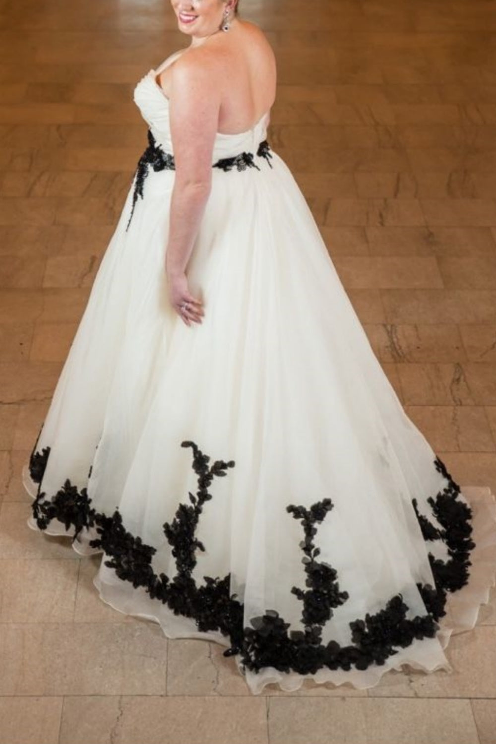 Black Delicate Lace Long Tulle Wedding Dress NV6705