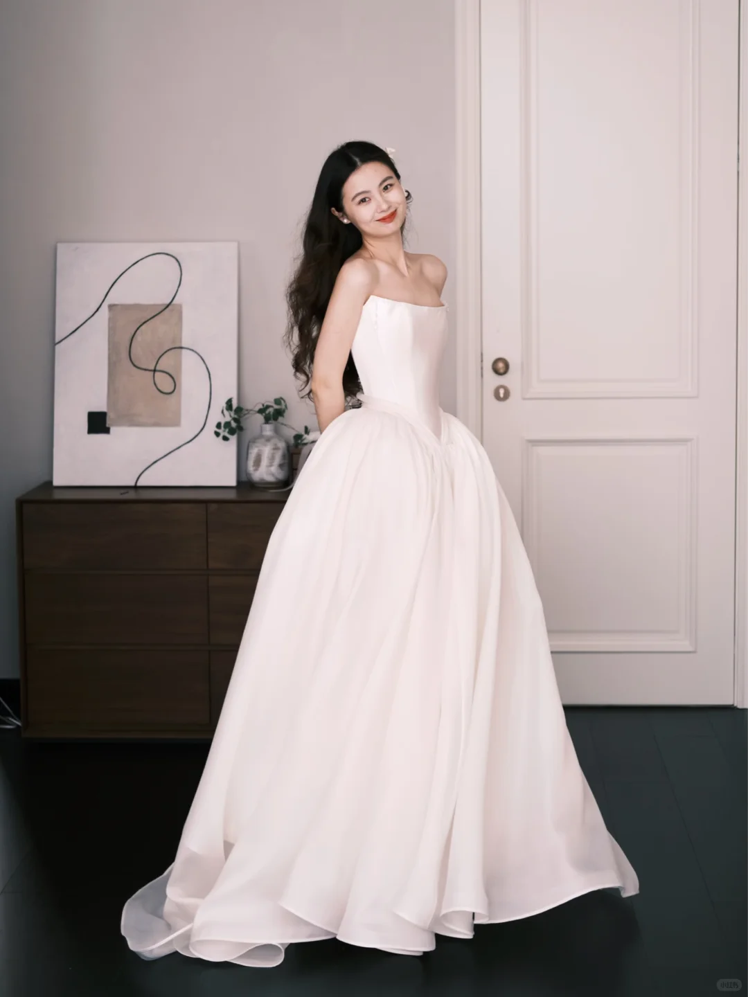 Strapless Satin Ball Gown Wedding Dress Corset Bodice Long Train Bridal Gown NV7204