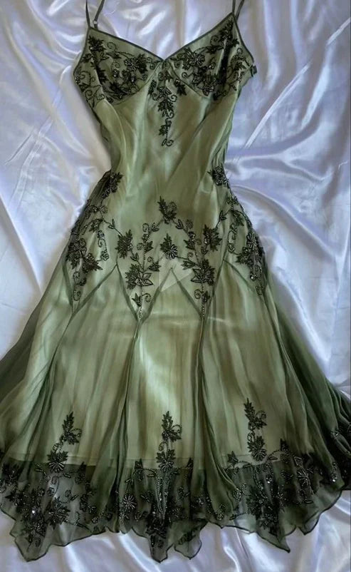 Green Vintage Fashion Spaghetti Straps Exquisite Beading V Neck Long Elegant Ball Gown Evening Dress Party Dress nv3552