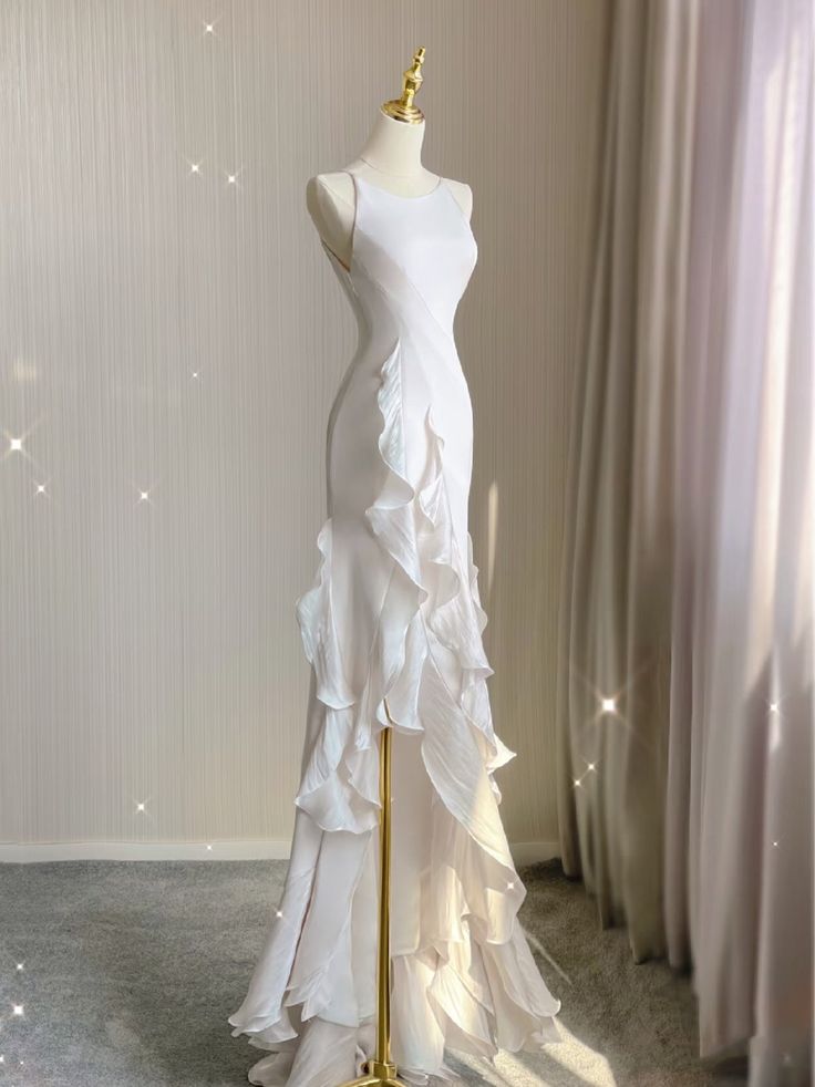 White Shiny Fashion Spaghetti Straps Long Satin Backless Long Ball Gown Evening Dress Party Dress nv3581