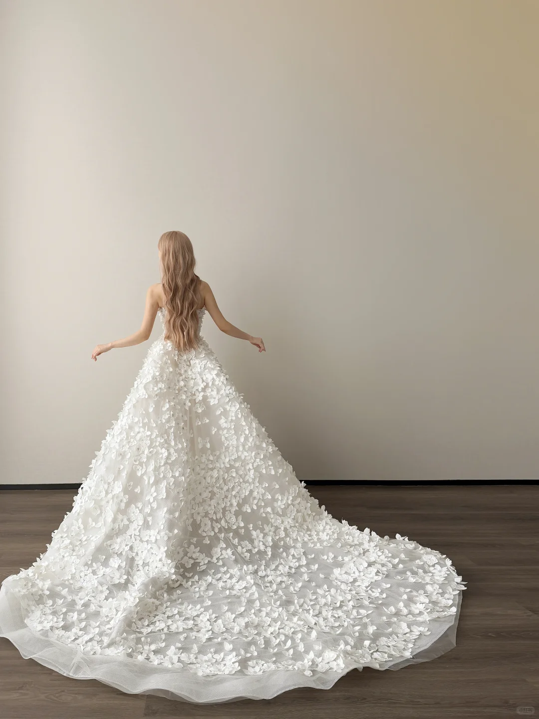 White 3D Floral Strapless Ball Gown Wedding Dress Cathedral Train NV7134