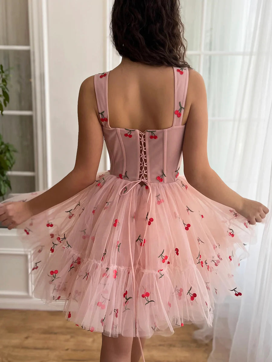 Robe de bal mini en tulle cerise mignonne, robe de soirée trapèze rose à lacets nv1633