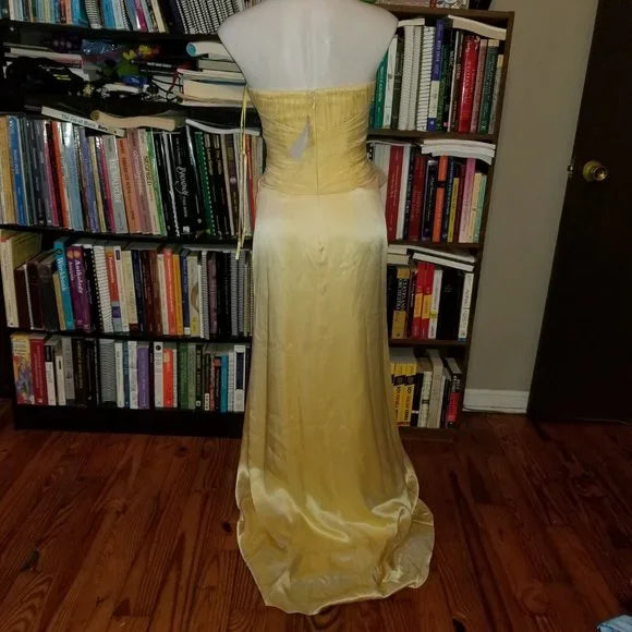 Cream yellow vintage elegant long tulle off-shoulder floor-length ball gown, evening dress, party dress nv3714