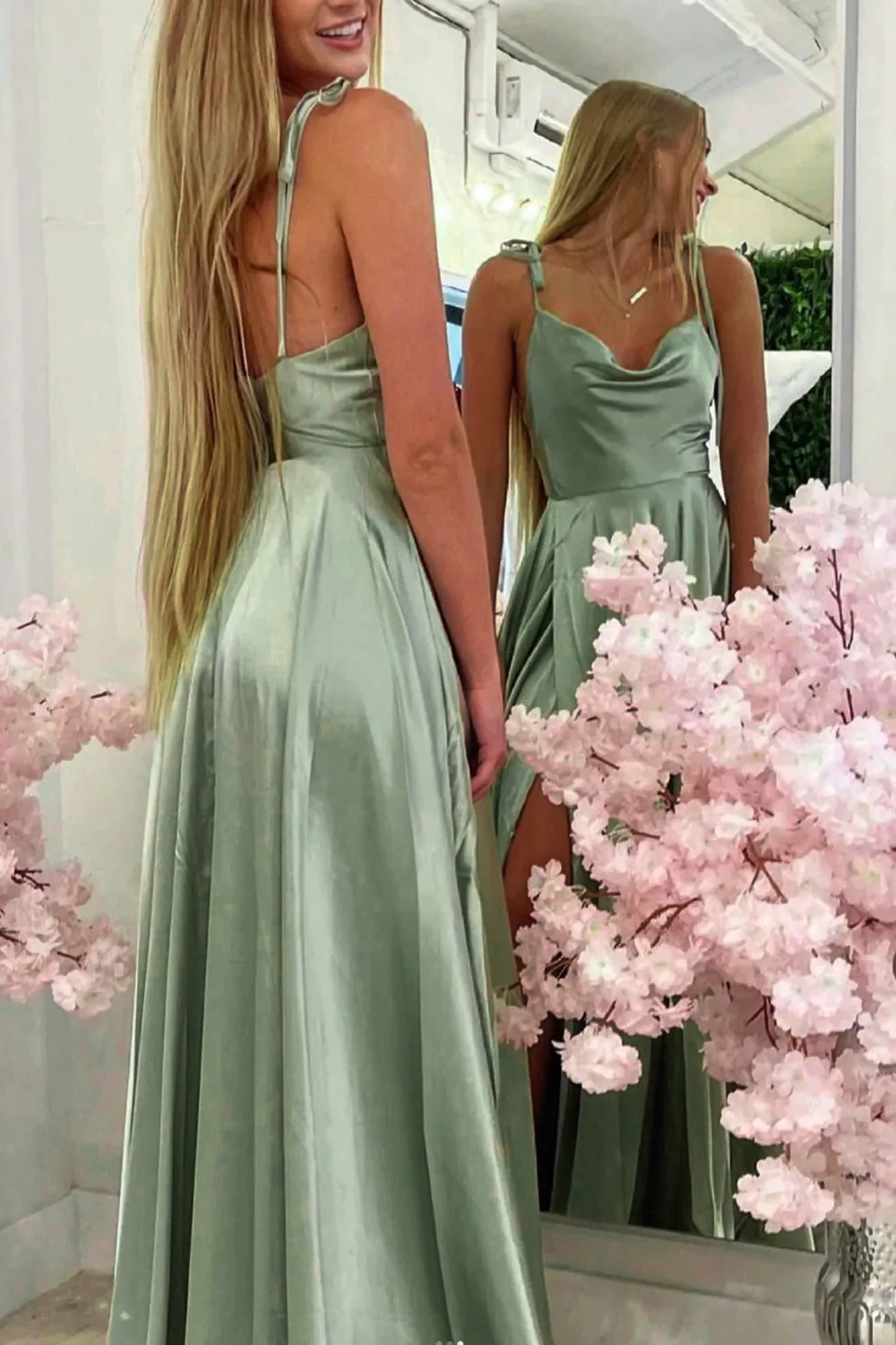 Robe de bal longue à bretelles spaghetti vert clair avec limon nv695