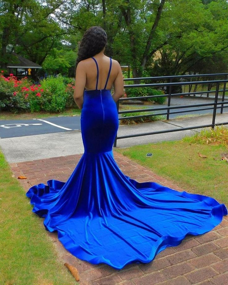 Royal Blue Deep V Neck Mermaid Lace Applique Backless Long Prom Dress nv771