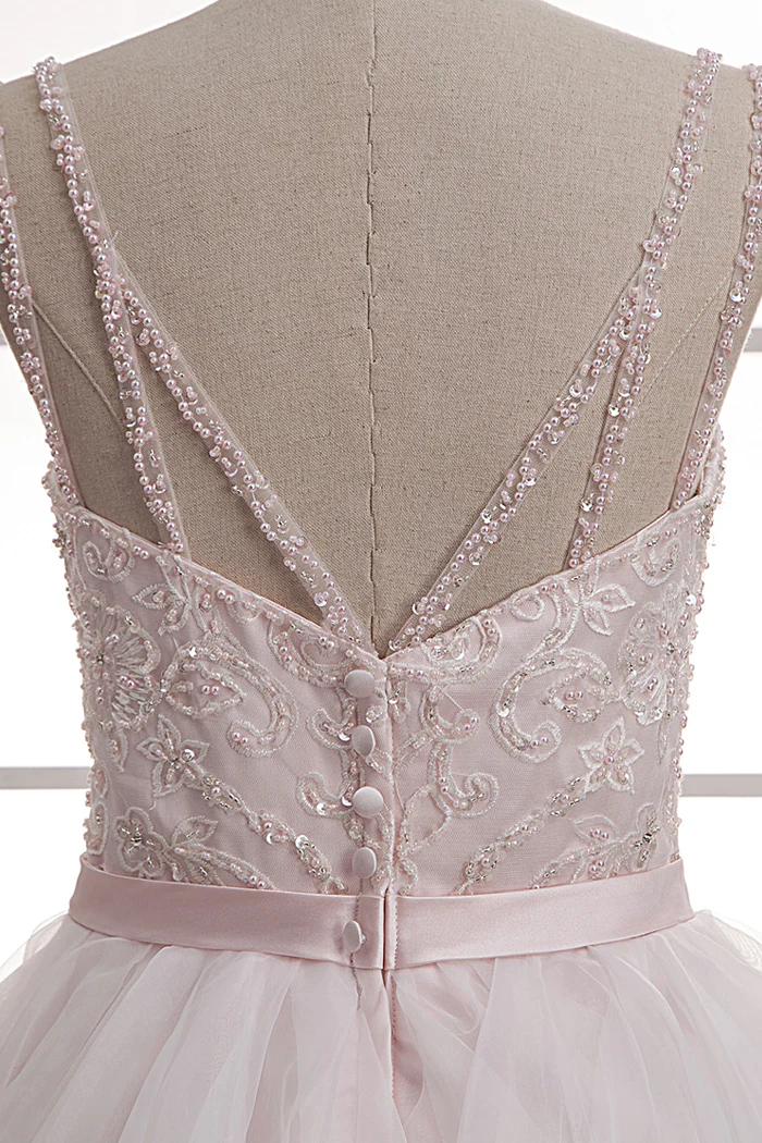 Chic Ball Gown Tulle & Organza Wedding Dresses with Beaded Embroidery & Ruffles nv605