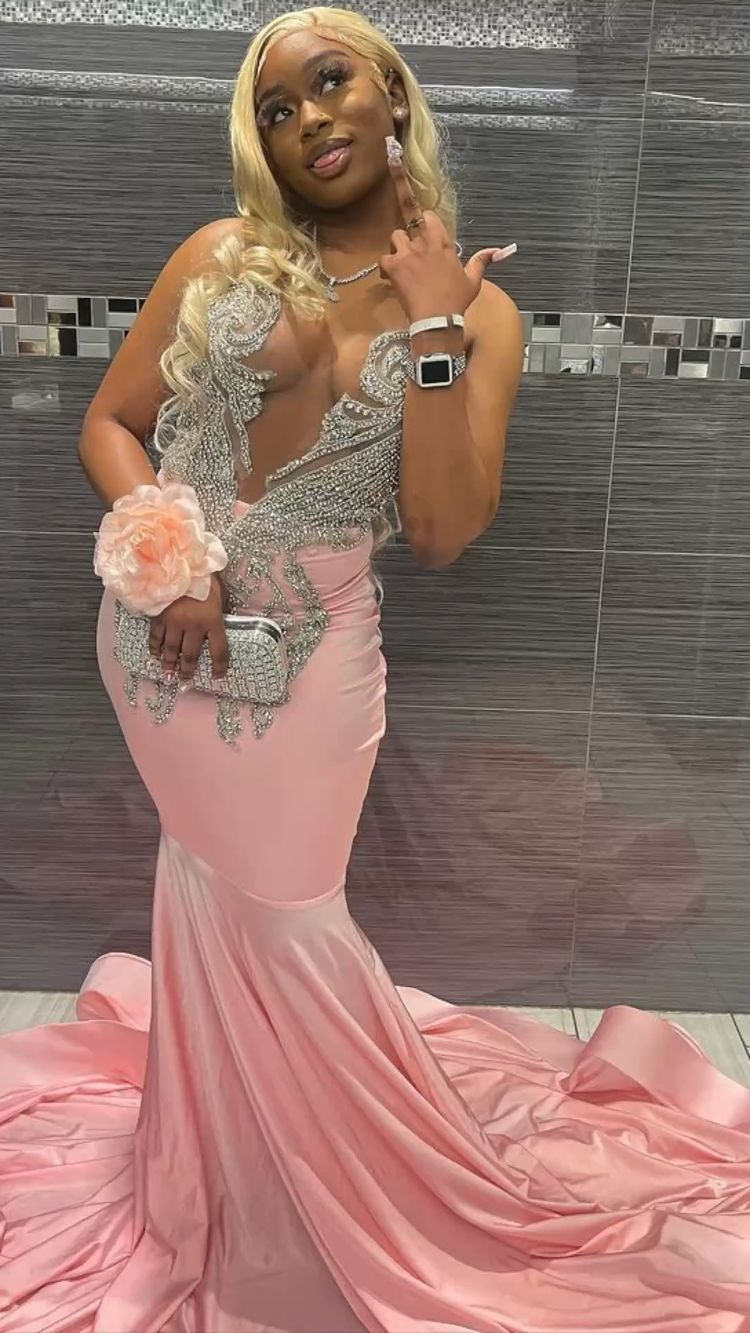 Idées de robes de bal pour filles noires nv365