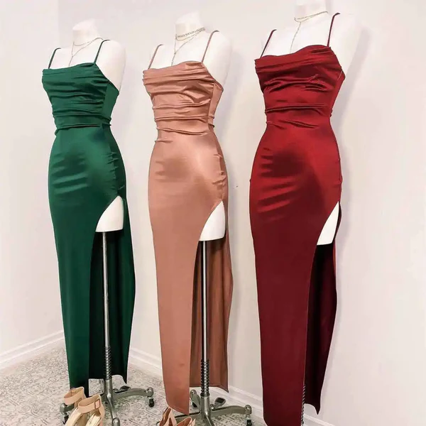 Robe de bal longue à bretelles et fente nv1003
