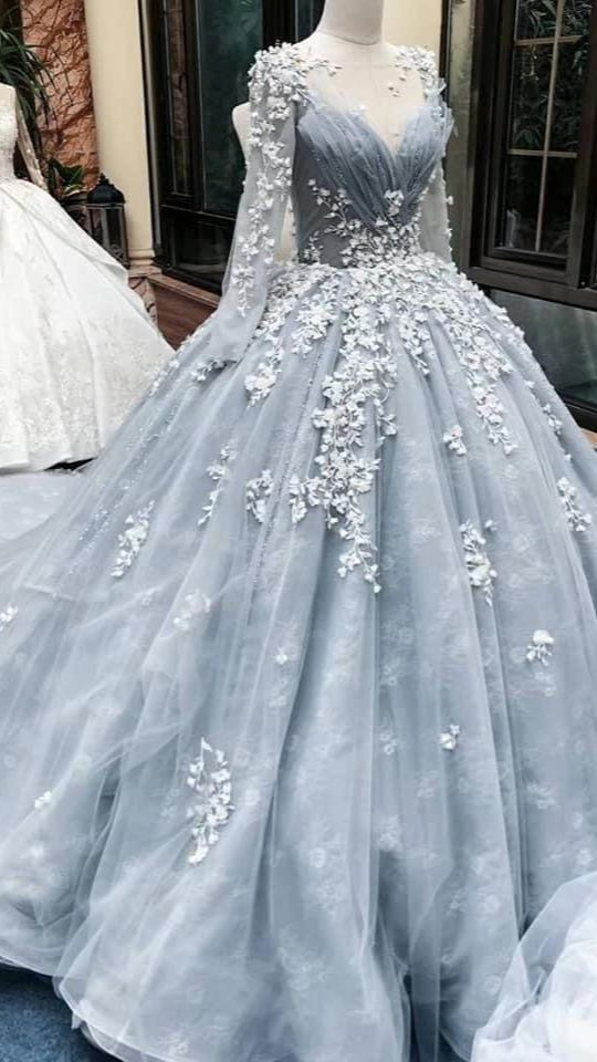 Les modèles de robes de bal de princesse les plus étonnants et les plus élégants Robes de soirée Robes de bal nv251