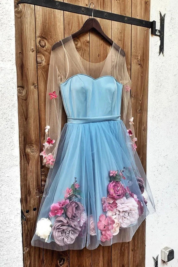 Robe de bal courte bleue à manches longues unique avec appliques 3D Robe de soirée nv538