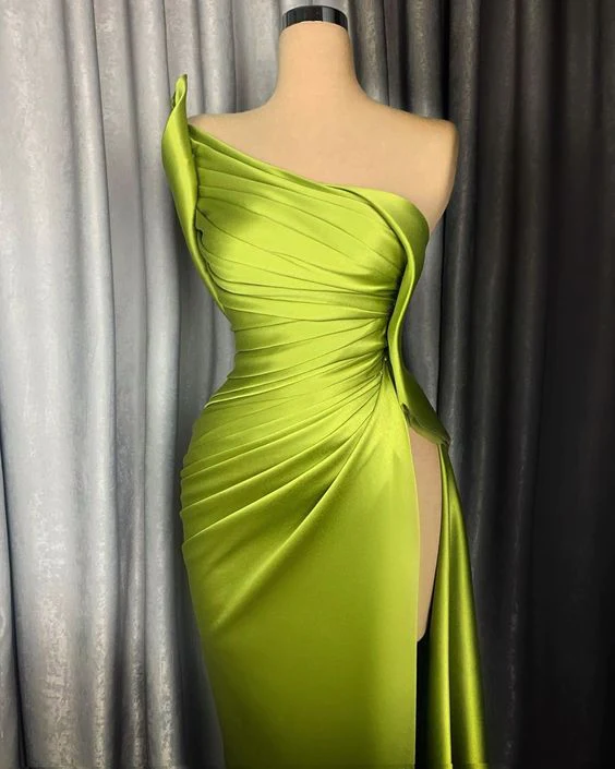 Sexy Green Sleeveless Side Slit Mermaid Prom Dresses nv406