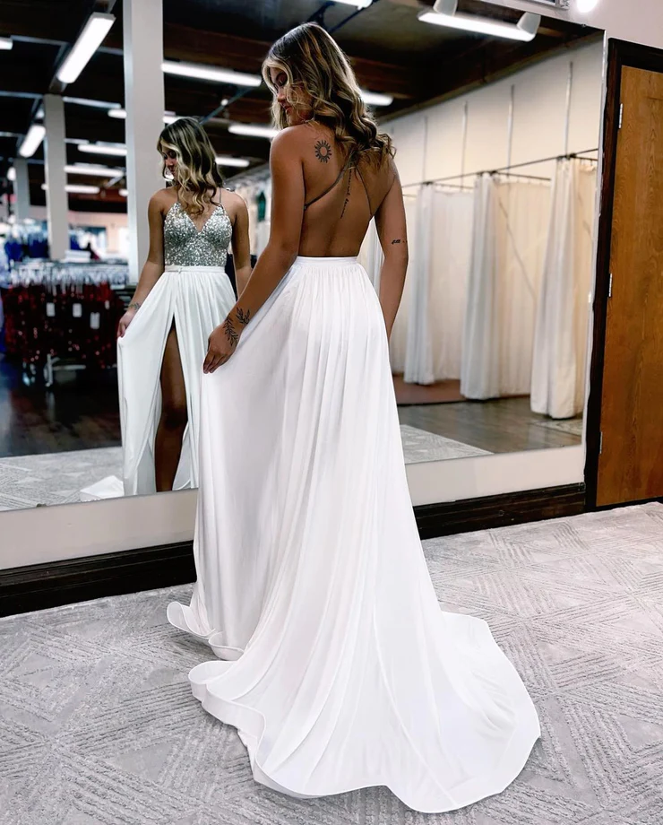 Charming Bodycon V Neck Sliver Sequins Short Prom Dresses with Detachable Train nv320