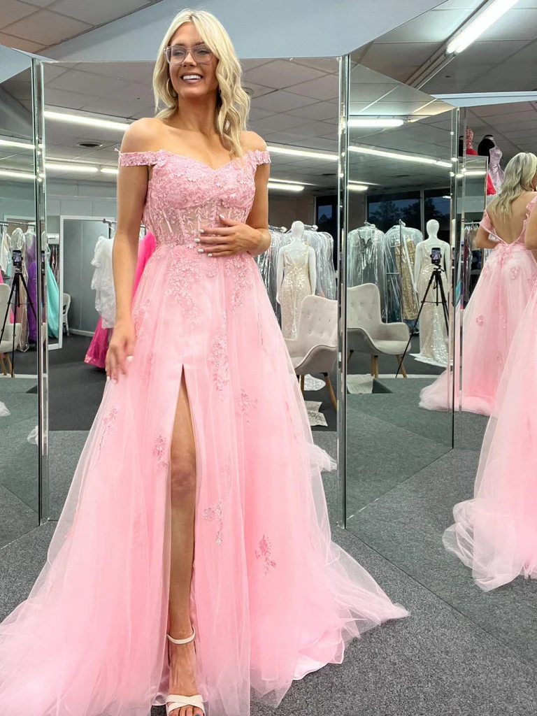 Robe de soirée longue en dentelle rose à épaules dénudées avec fente haute, robe de soirée en dentelle rose, robe de soirée rose à épaules dénudées nv1047