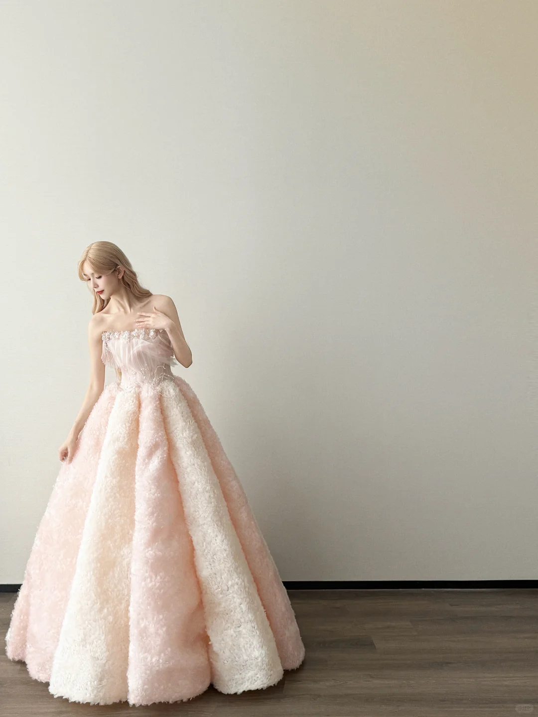Light Pink Ombre Strapless Prom Gown Beaded Tulle Fluffy 3D Texture A Line Evening Dress  NV7157