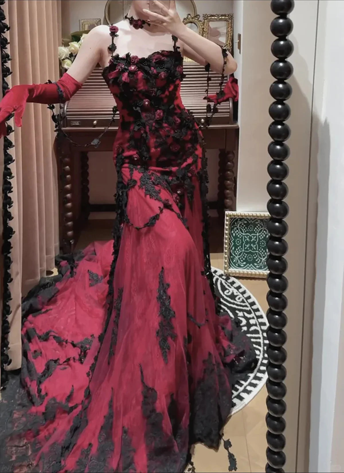 Robe gothique sans manches en dentelle rouge et noire à motif floral 3D, longueur au sol, modèle NV6189