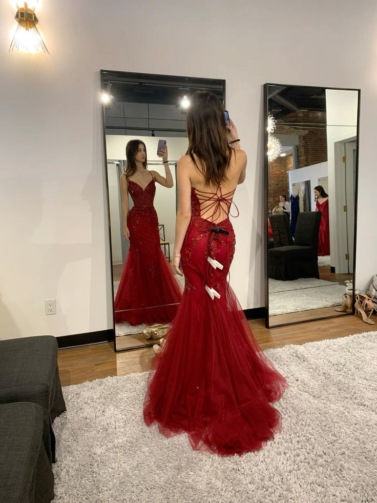 Red shiny elegant beautiful charming V-neck long floor-length tulle exquisite beaded back lace-up ball gown evening dress party dress prom dress nv3995