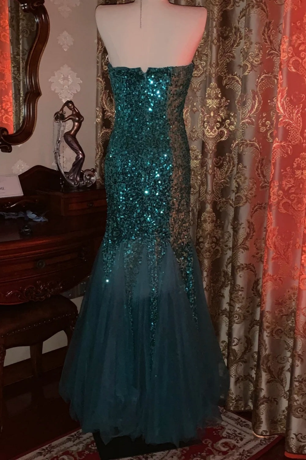 Robe de soirée bleu paon entièrement sertie de diamants, sans bretelles, avec traîne sirène - Robe scintillante pour dîner et remise de prix NV6368