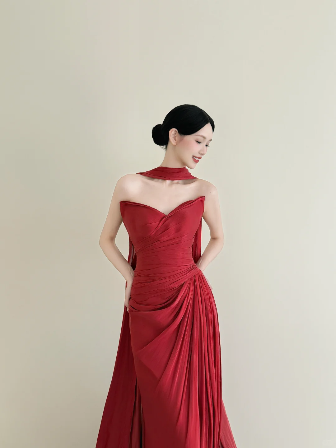 Red Chiffon Strapless Mermaid Evening Gown Pleated With Long Flowing Train  NV7172