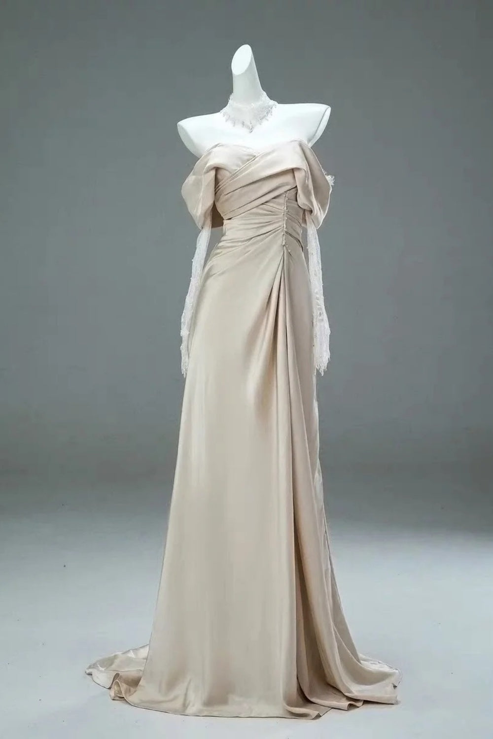 Robe de soirée longue élégante en satin NV6621