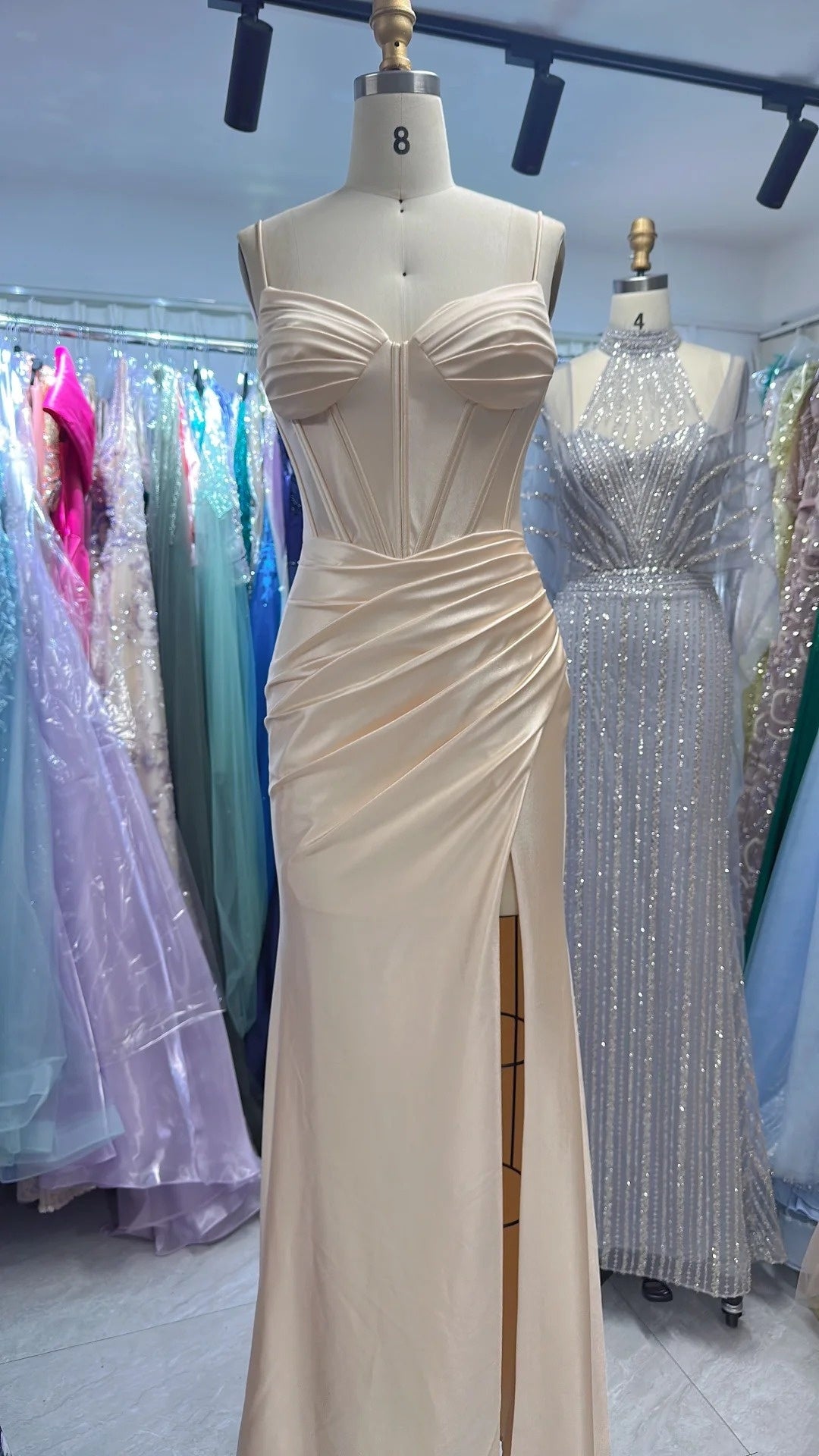 Nouvelle robe de soirée longue en satin, coupe ajustée, élégante et tendance, robe de demoiselle d'honneur, robe de remise de diplôme NV6636