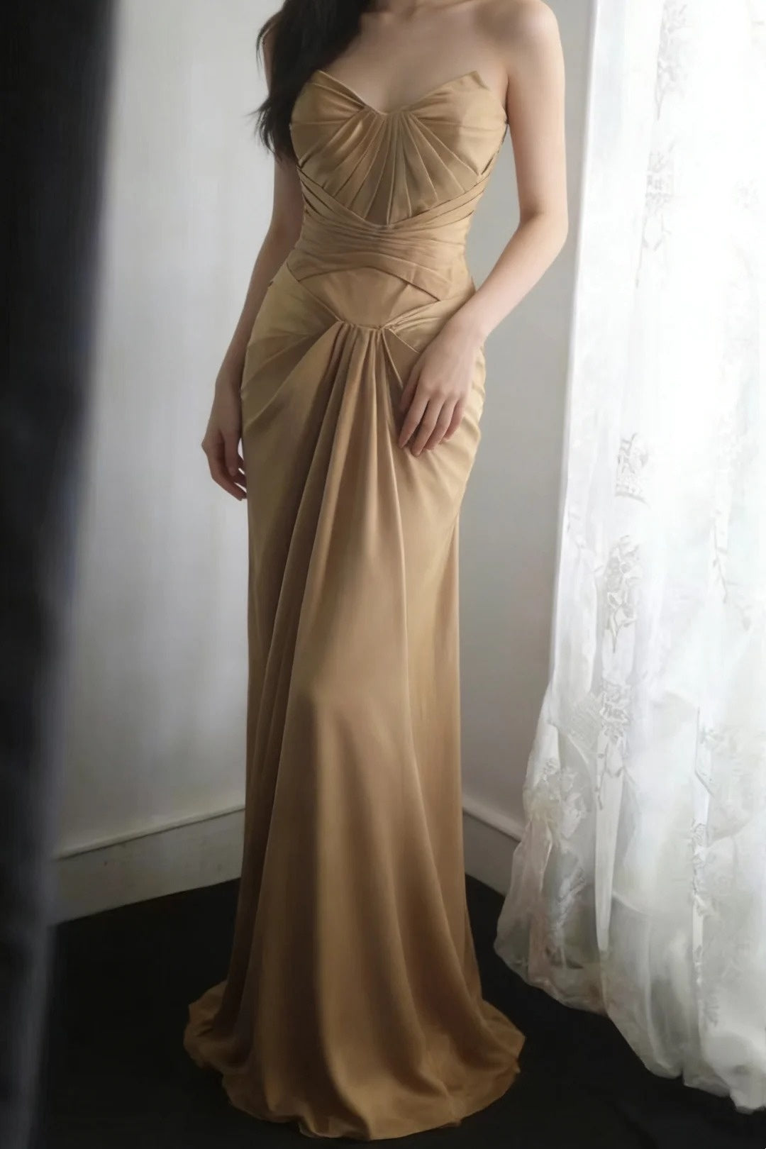 Robe longue de soirée rétro en satin NV6586