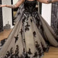 Robe de soirée spectaculaire en dentelle foncée gris-noir dégradé | Traîne en tulle pailleté, sans bretelles/à fines bretelles | NV6323