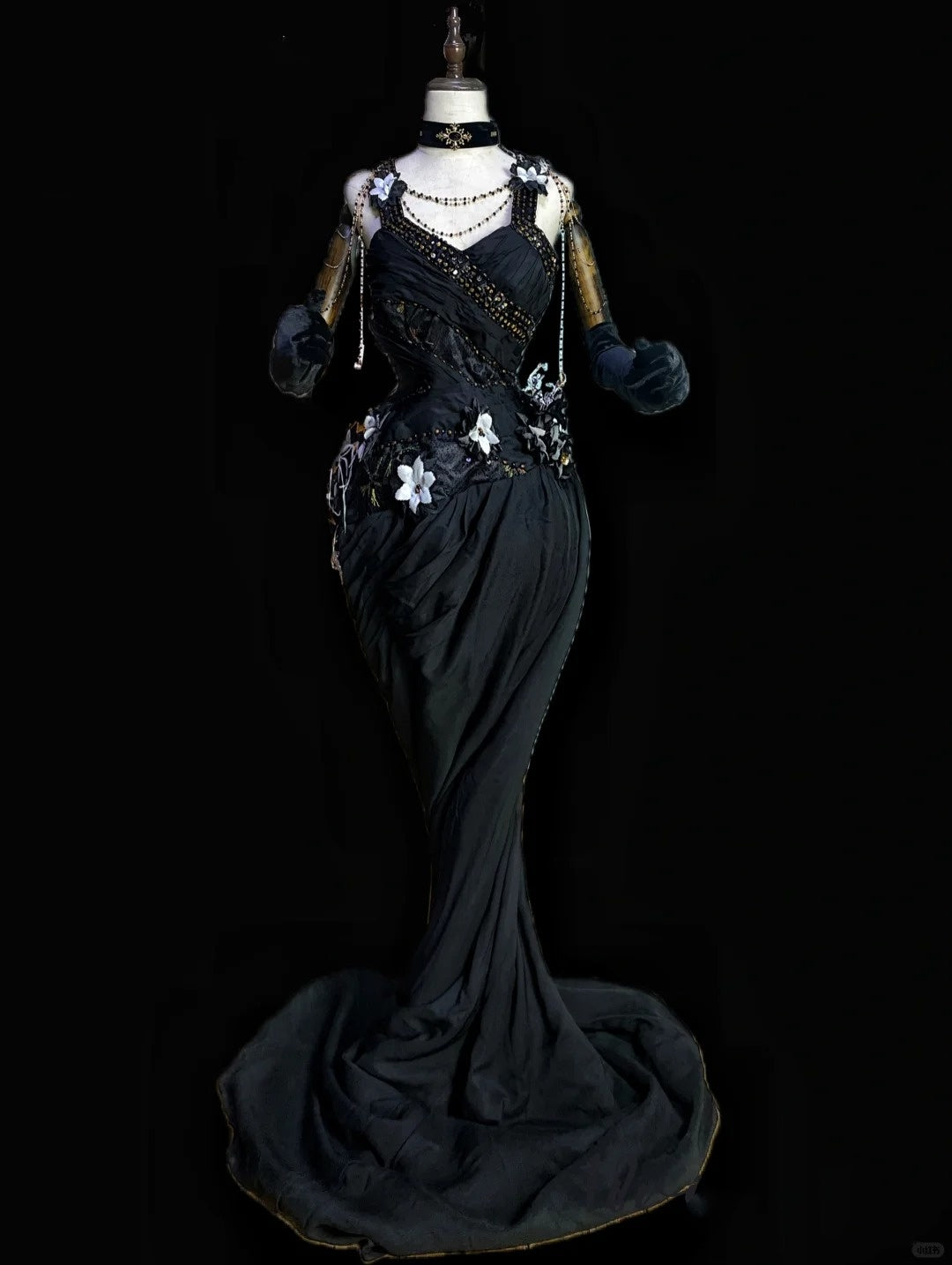 Black Vintage Fashion Gorgeous Floral Delicate Beads Long Mermaid Slim Satin Ball Gown Evening Gown nv4059