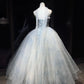 Robe de bal bustier bleu ciel ombré ornée de perles et châle en tulle, style féerique NV6868
