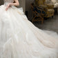 Robe de mariée bustier sans manches style princesse de rêve | Robe longue maxi en tulle blanc avec traîne et fleurs 3D pour mariage, fiançailles et dîner de gala NV6275