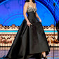 Robe de bal de luxe style palais, bretelles spaghetti et perles | Robe longue en satin noir avec traîne, idéale pour un gala, une remise de prix ou un événement social haut de gamme (NV6270)